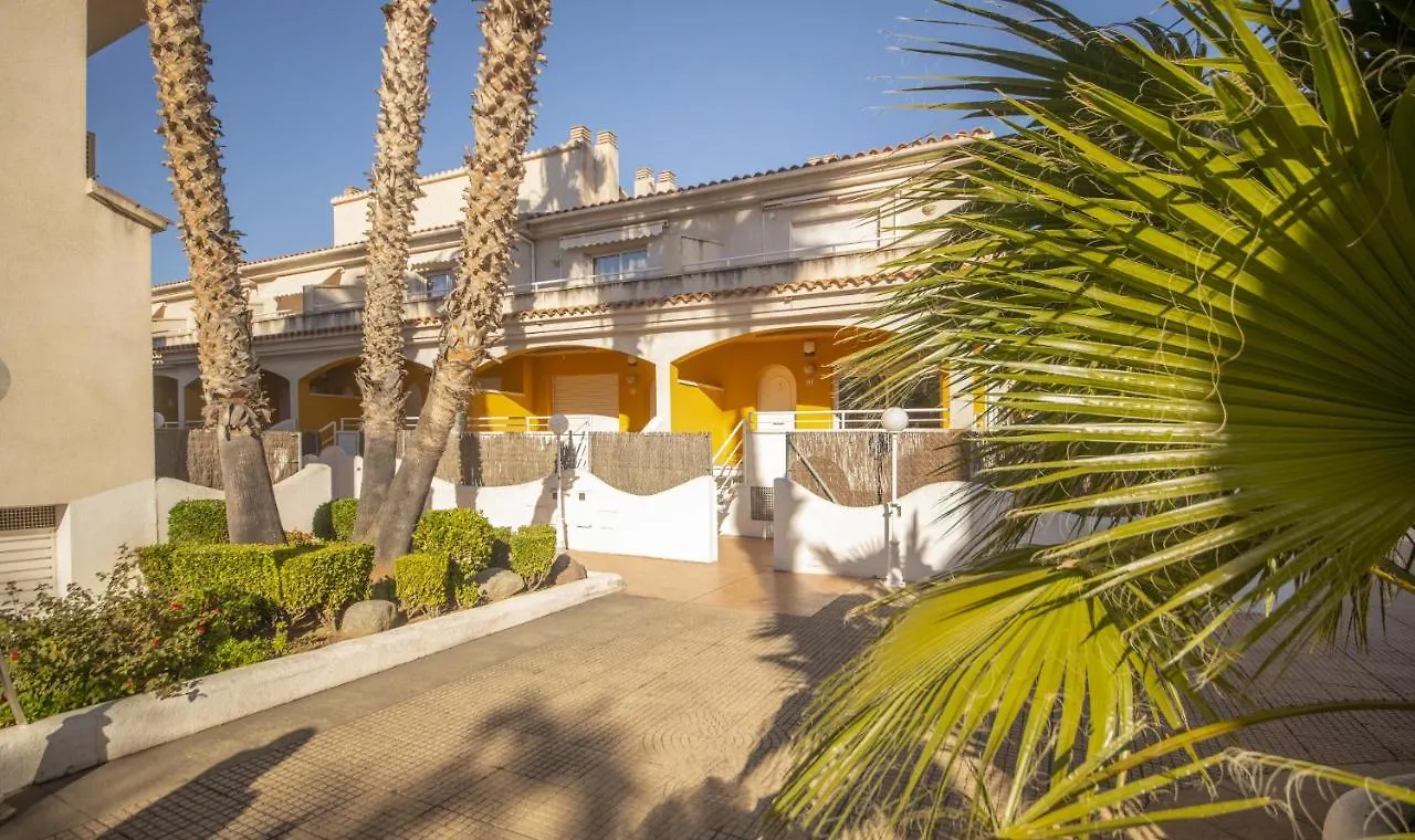 R141 Manila Resort Patio Calafell Holiday home