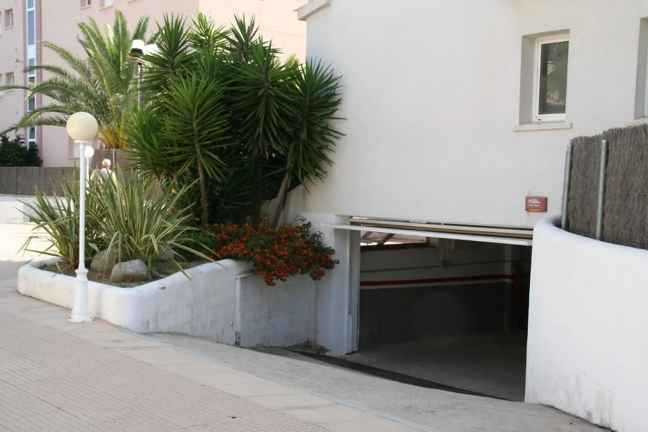 R141 Manila Resort Patio Calafell Holiday home