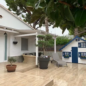 Lovely House Near The Calafell